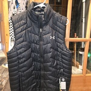 Under Armour Men's Black Puffer Vest